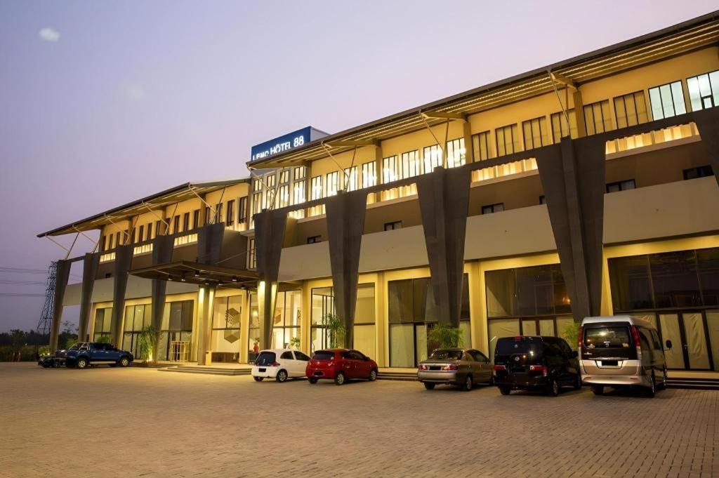 Lemo Hotel Serpong Tangerang Eksteriør billede