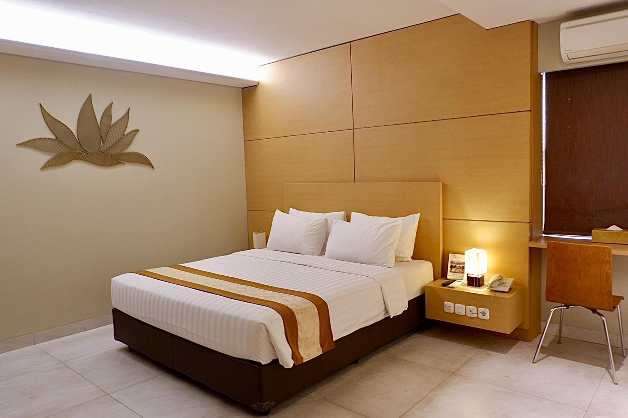 Lemo Hotel Serpong Tangerang Eksteriør billede